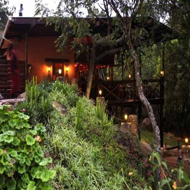 Mvubu-Falls-Lodge